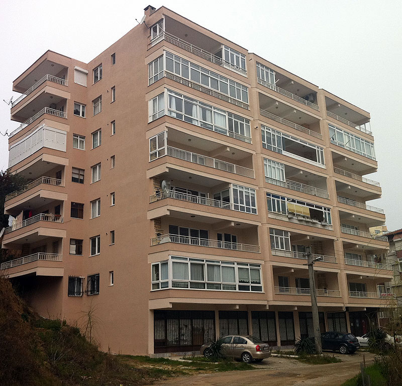 Büyütmek için tıklayın Artun Apartmanı