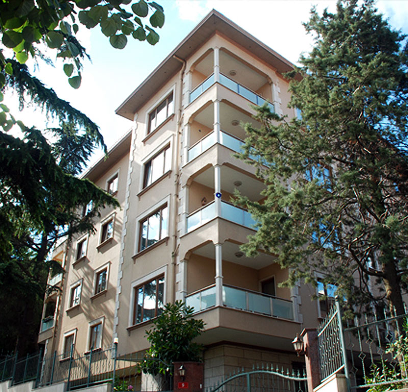 Görseli büyütmek için tıklayın Nuri Bey Apartmanı