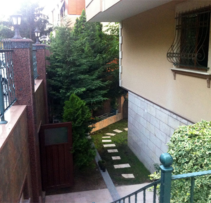 Görseli büyütmek için tıklayın Nuri Bey Apartmanı