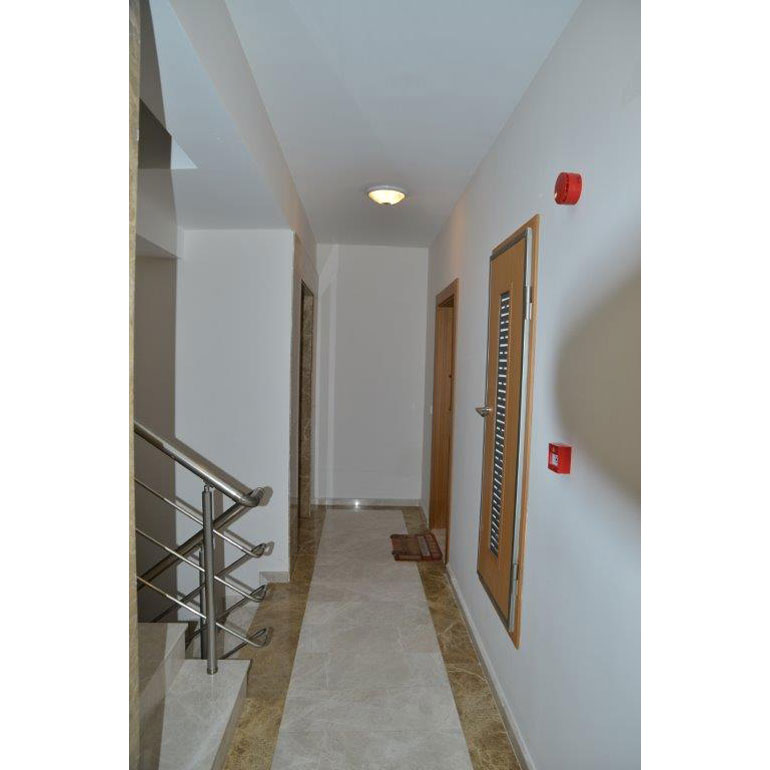 Büyütmek için tıklayın Özenç Apartmanı