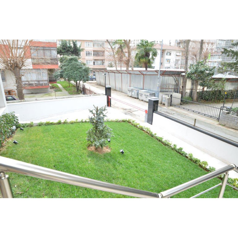 Büyütmek için tıklayın Özenç Apartmanı