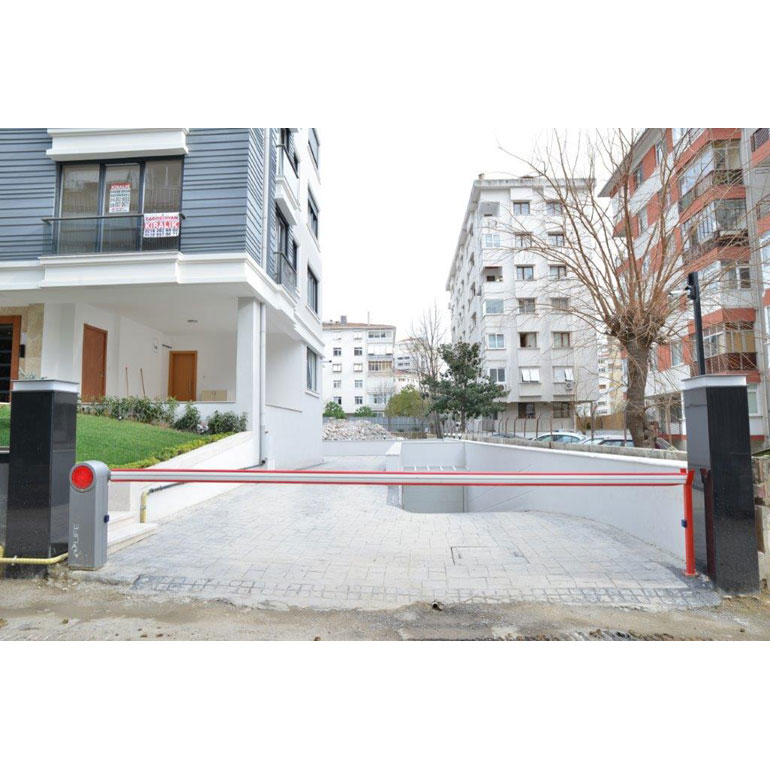 Büyütmek için tıklayın Özenç Apartmanı